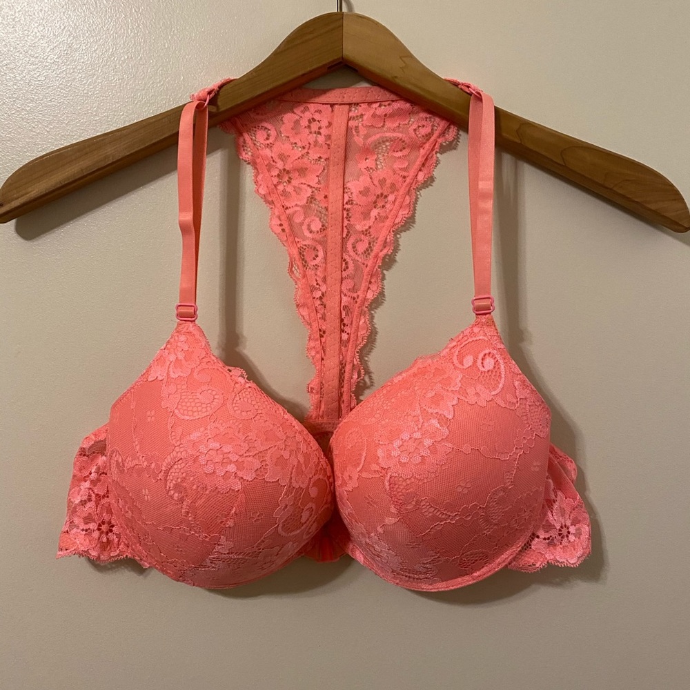 Xoxo push-up bra